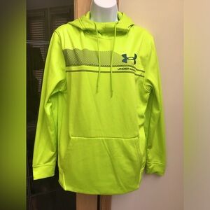 Under Armour ladies hoodie. EUC.